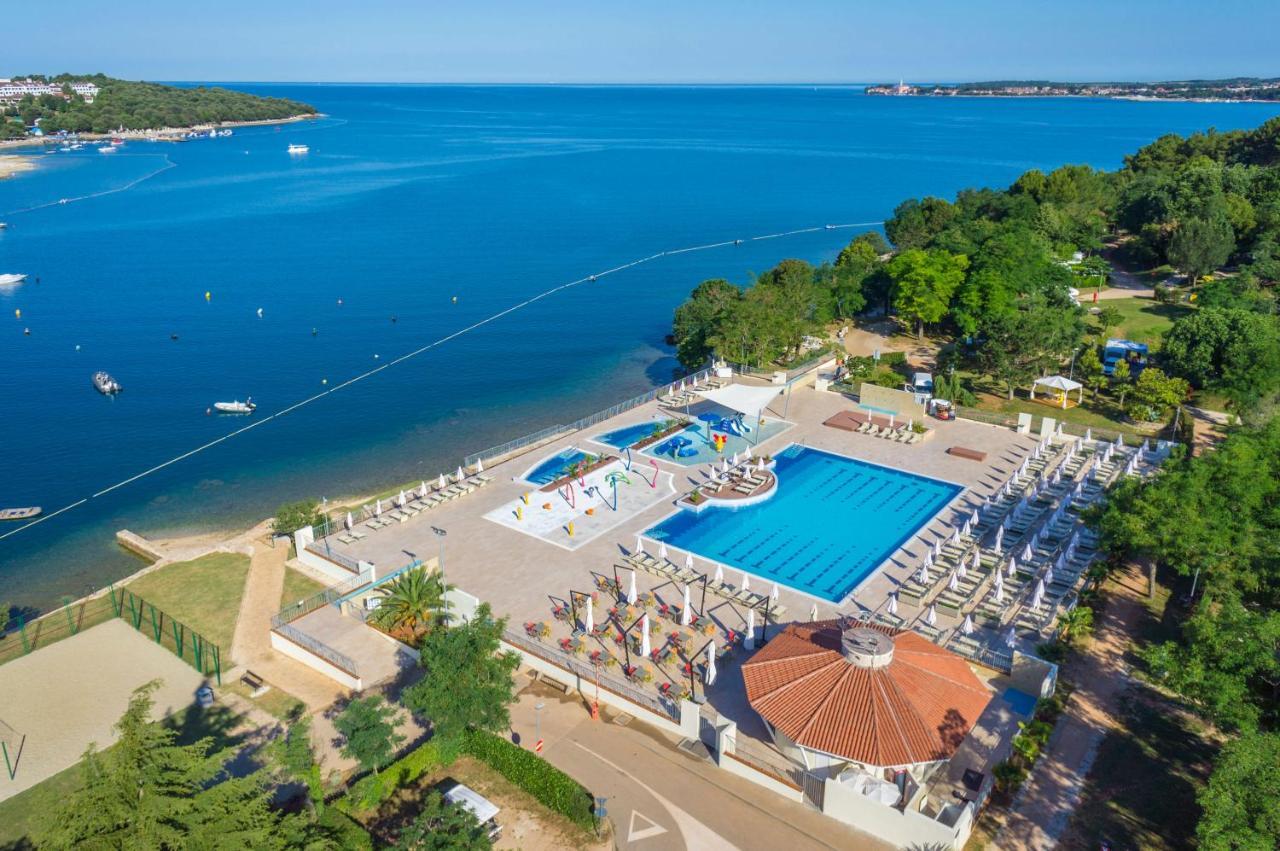 Easyatent Bungalow Tent Lanterna Cervar-Porat Bagian luar foto