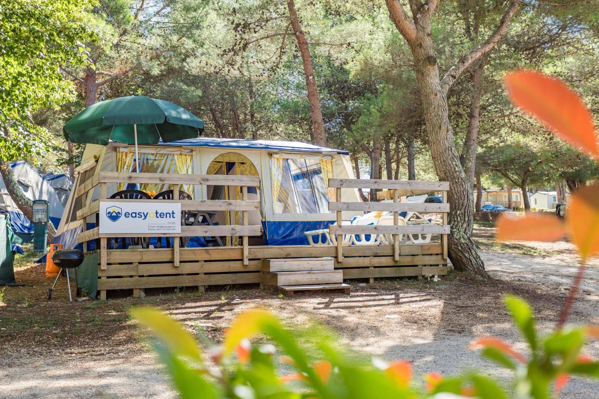 Easyatent Bungalow Tent Lanterna Cervar-Porat Bagian luar foto